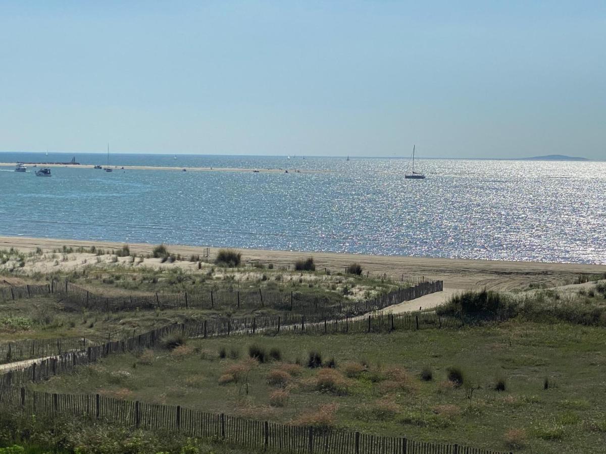 Studio front de mer avec vue mer panoramique ! Le Grau-du-Roi Eksteriør bilde